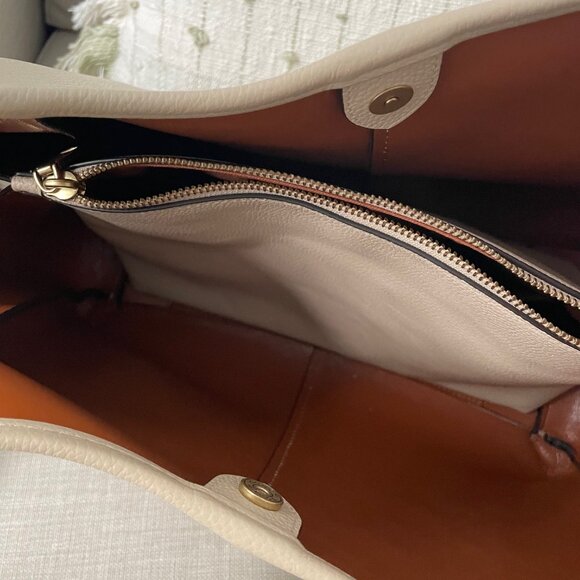 Coach Lana Shoulder Bag Chalk - Picture 10 of 16